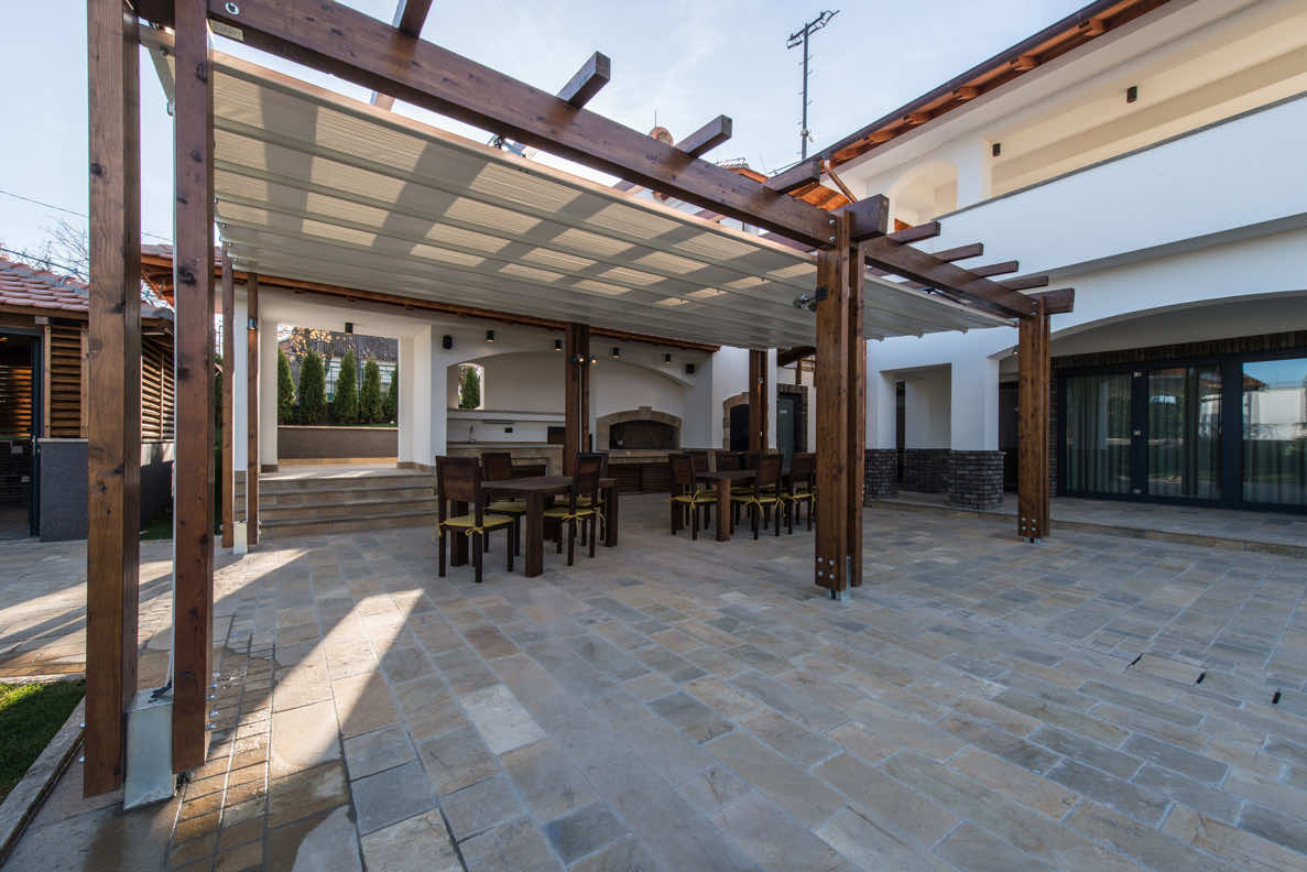 Pergolas with rain guard